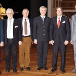  Die Referenten, von links: Stefan Horschler, Josef Mayr, Prof. Dr. Axel Wirth, Kabarettist Wolfgang Krebs, Thomas Thater, Hans R. Peters. 
Foto: Ingo Jensen/Jensen media